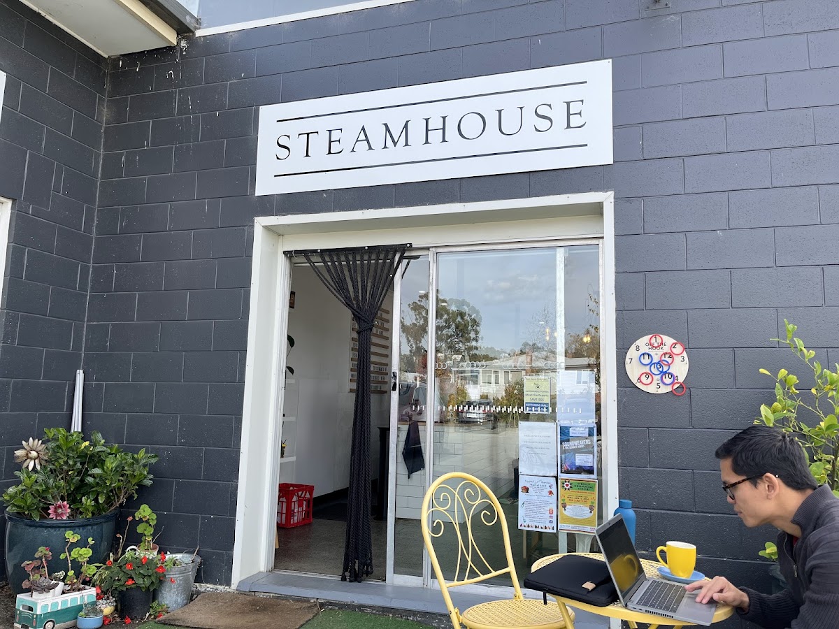 Steamhouse Cafe