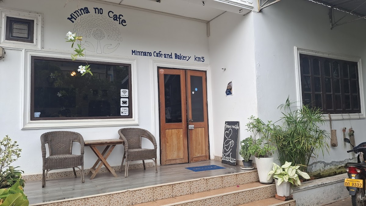 Minna no Cafe (km 5)