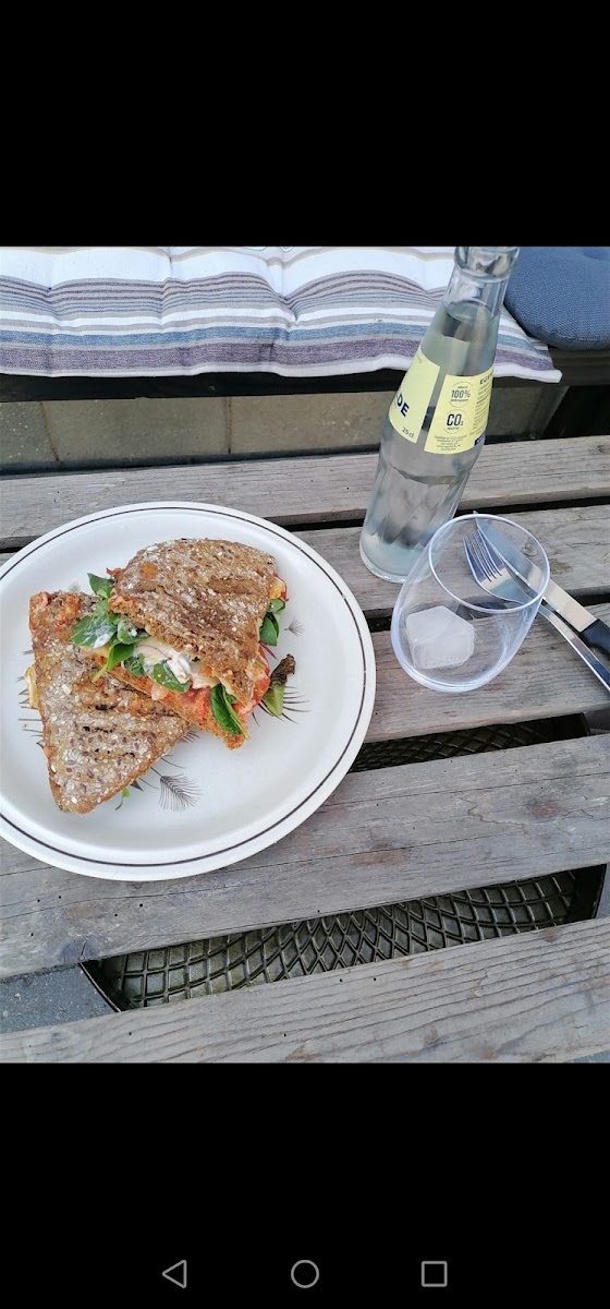 Fætter V Café & Secondhand - 7