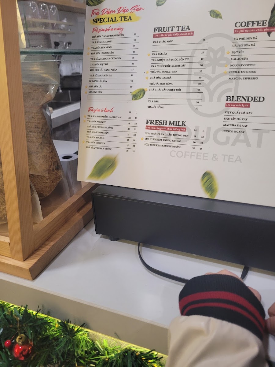 Nougat Coffee & Tea - 4