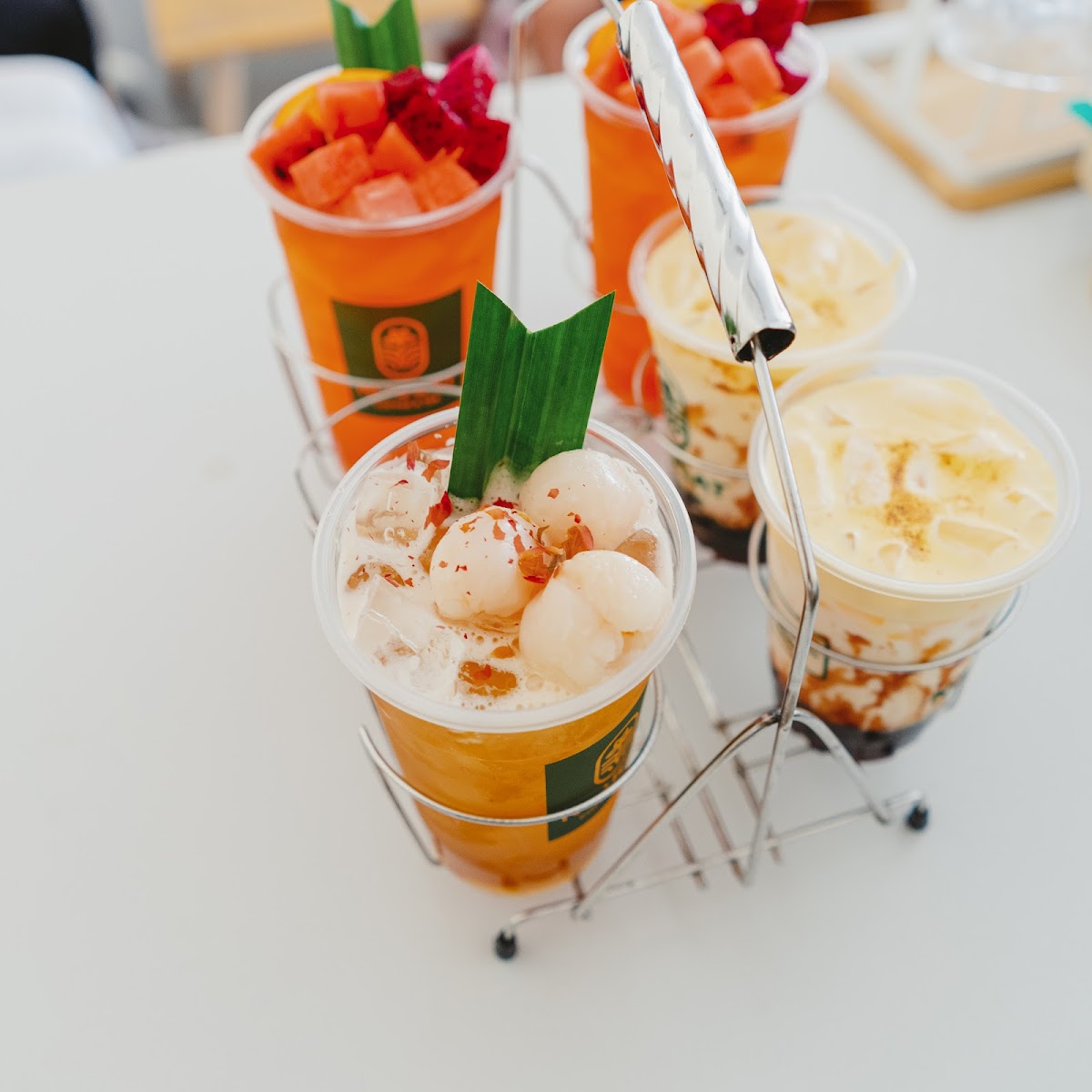 Nougat Coffee & Tea - 5