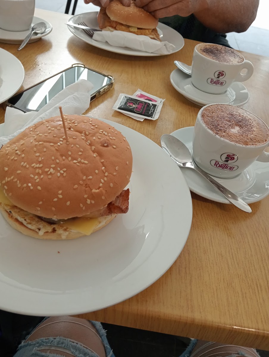 Centric Sandwich Bar - 8