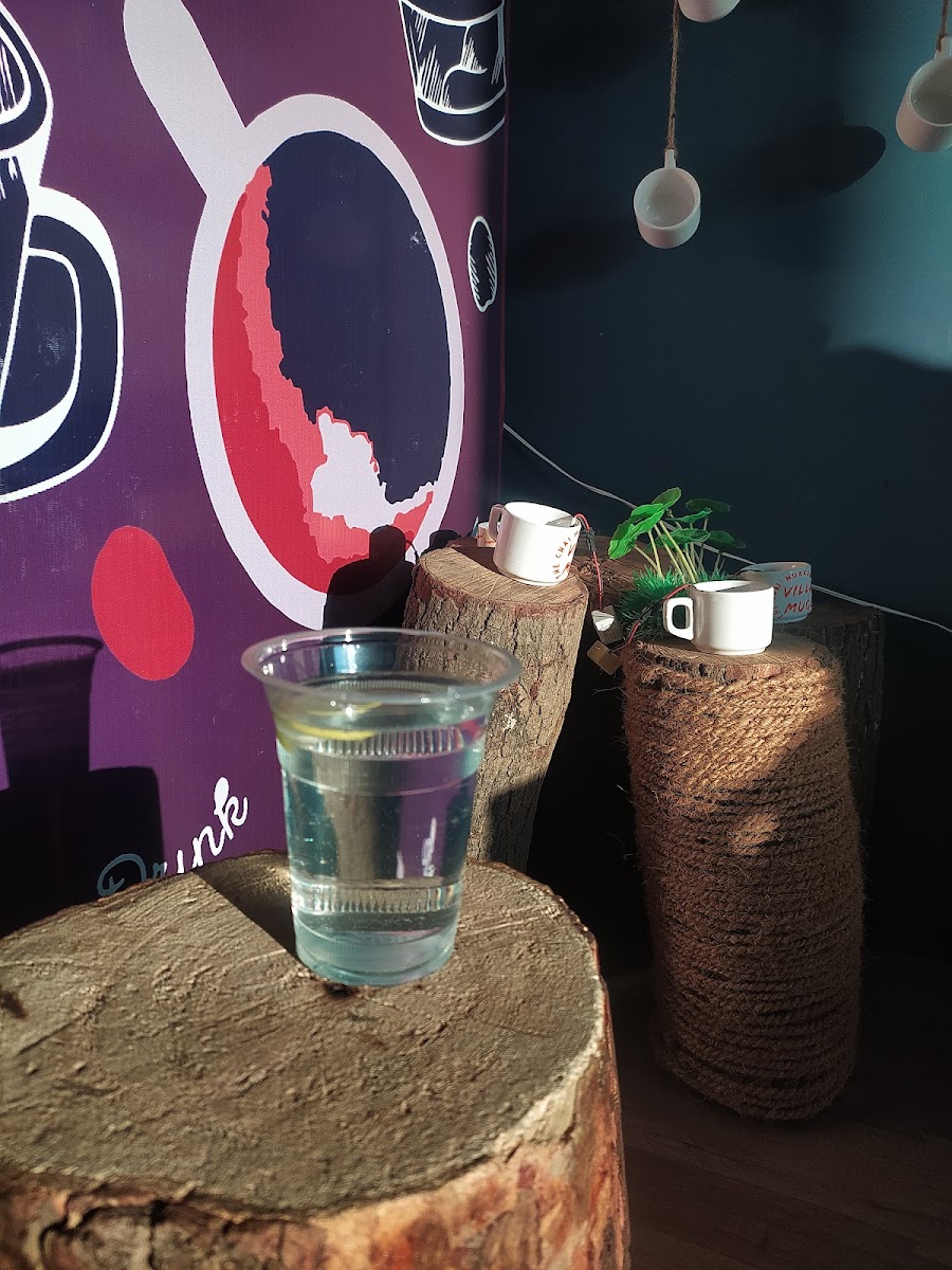 Village Mugg Cafe - 5