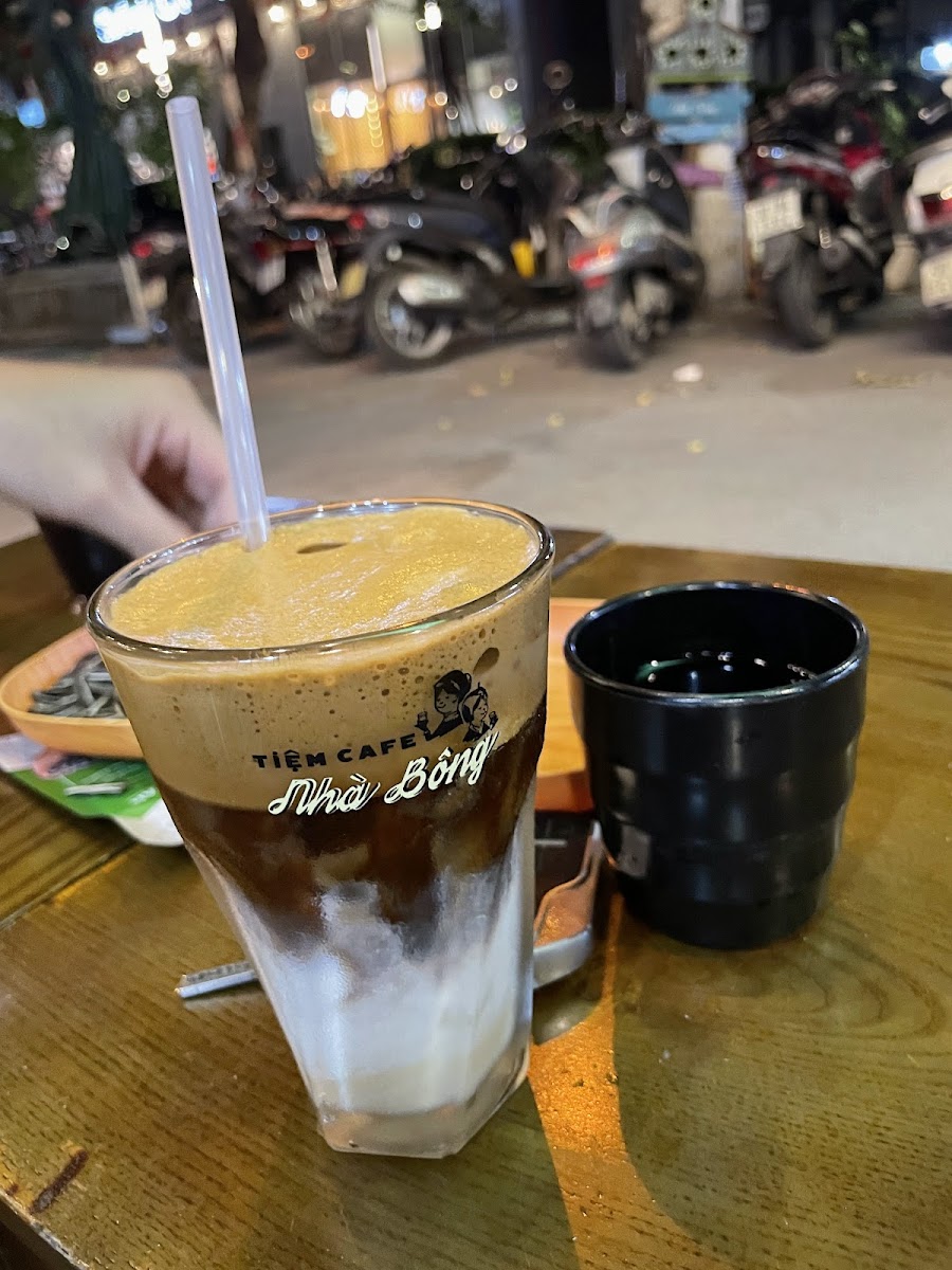 Tiệm cafe Nhà Bông - 4