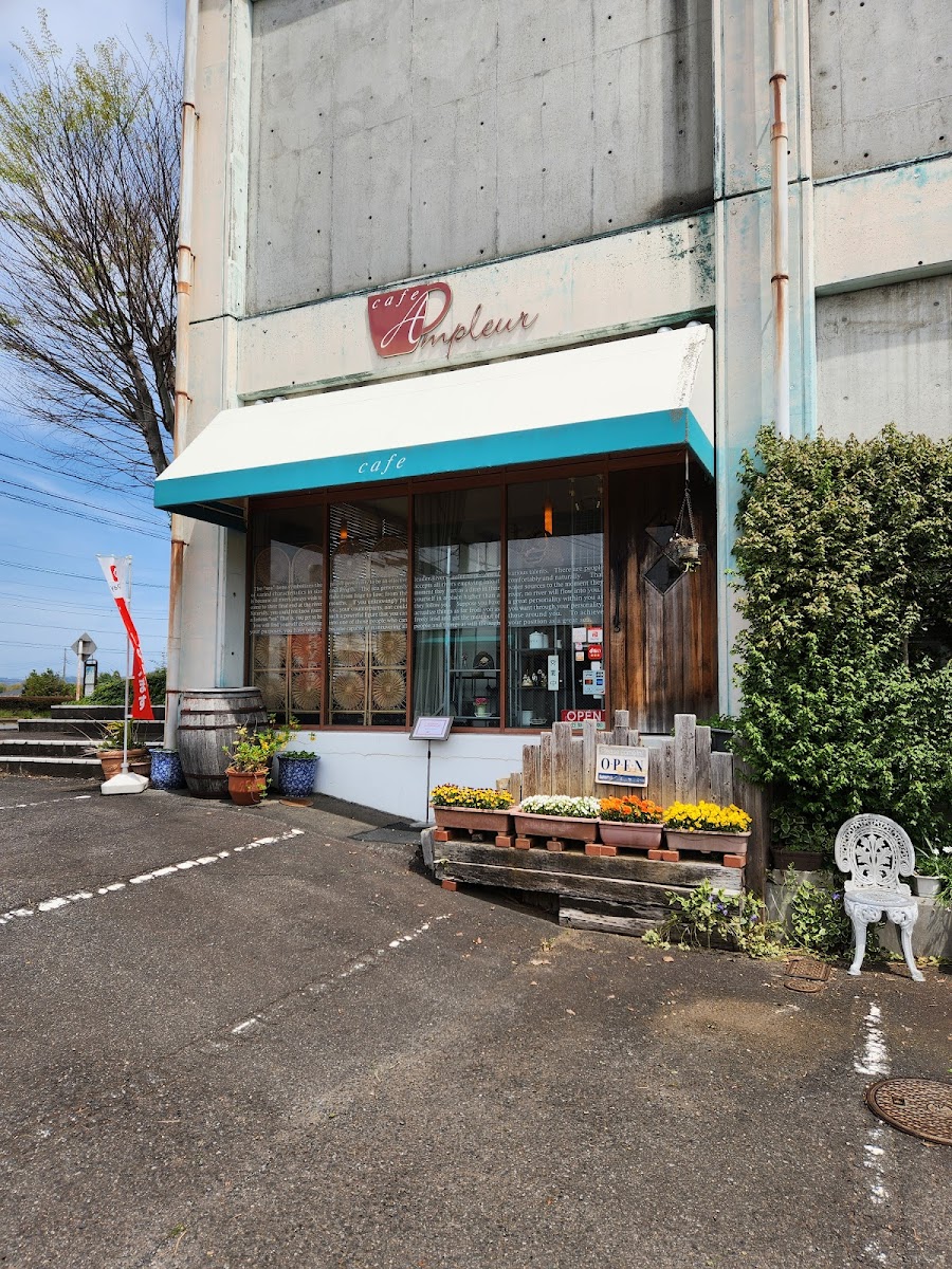 Café Ampleur