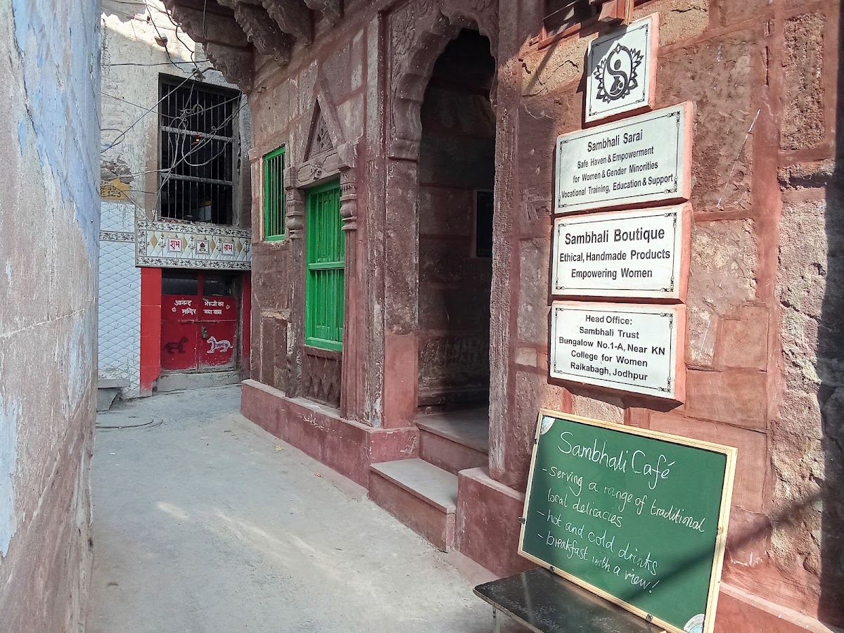 Sambhali Cafe & Boutique