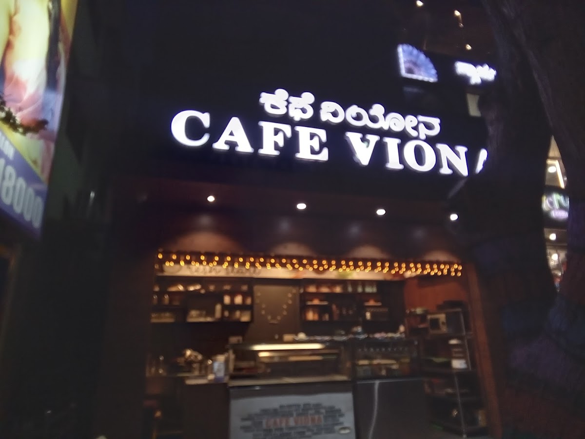 Cafe Viona