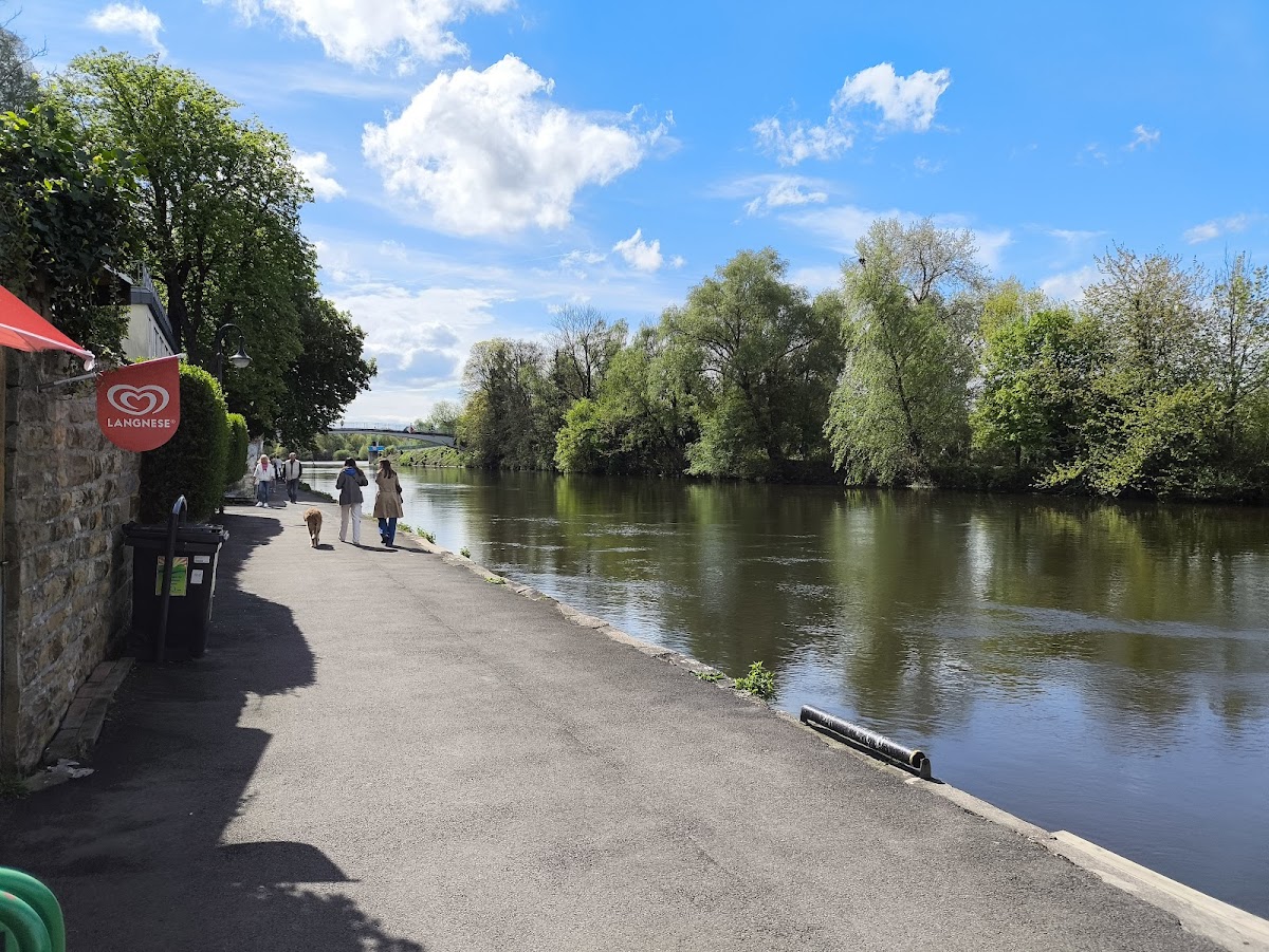 Trinkhalle an der Florabrücke - 2