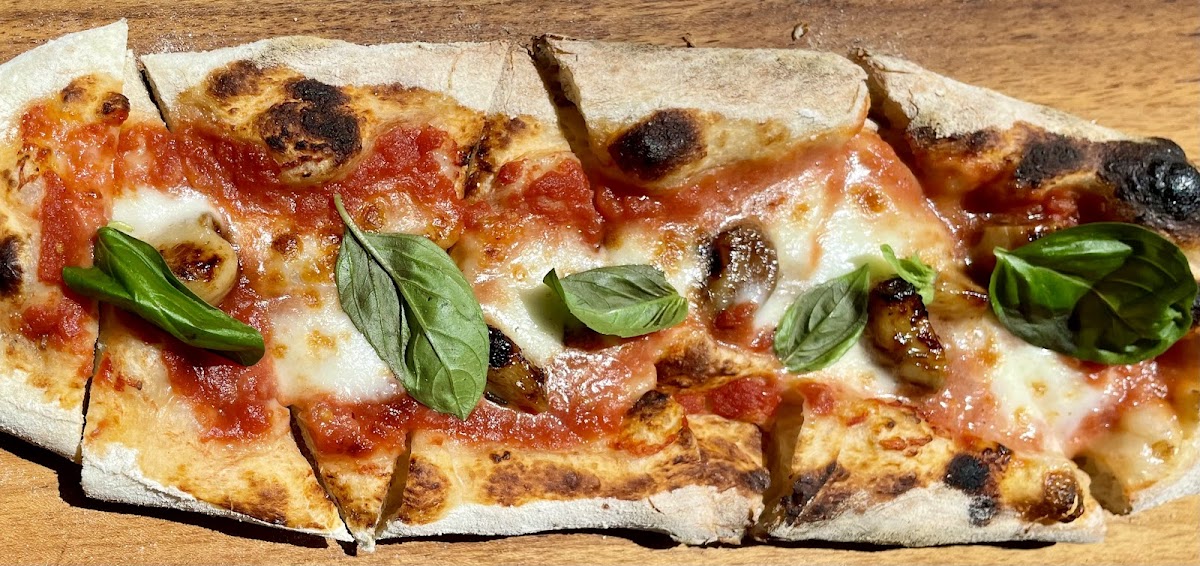 Café Carrera by Baker & Cook - 10