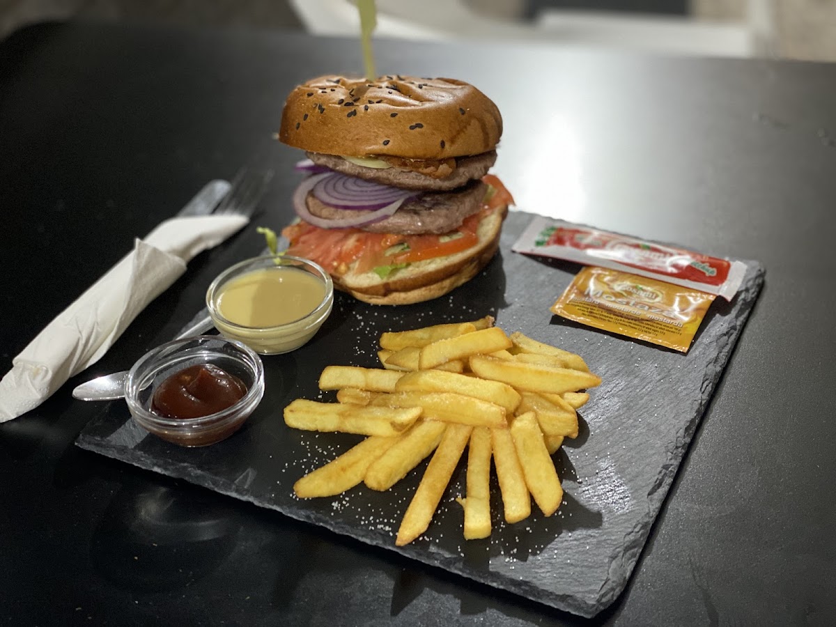 Cafe Bar Beverly Hills