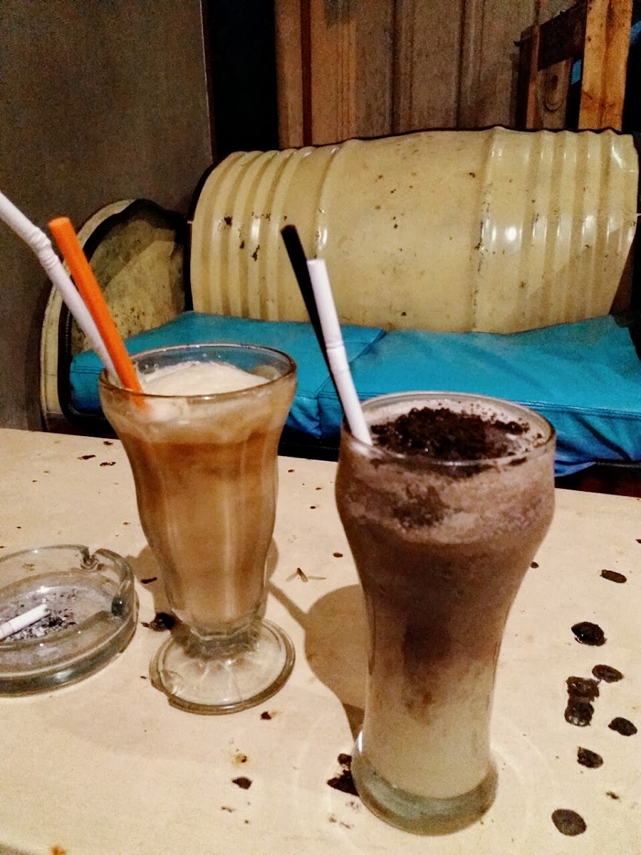 Moozart Cafe & Shisa - 9