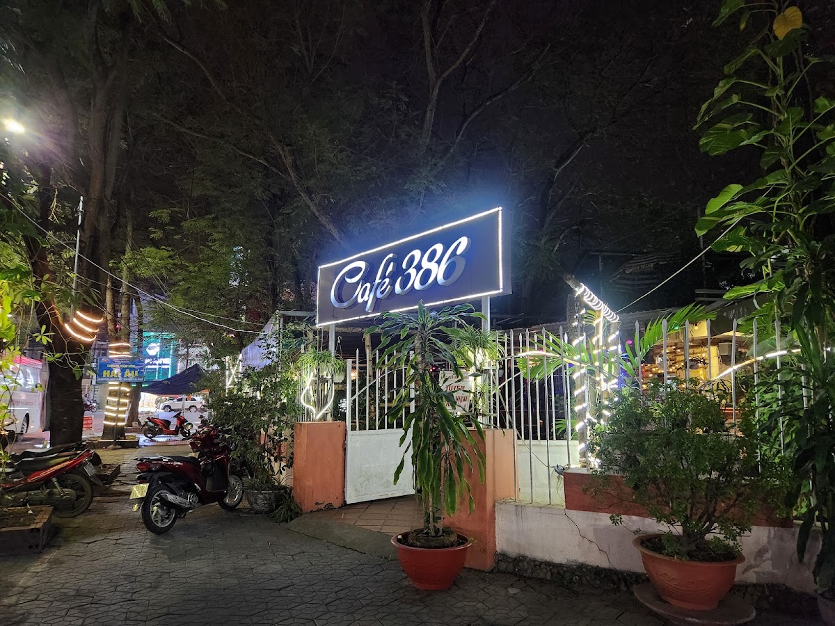 Cafe 386 Văn Cao