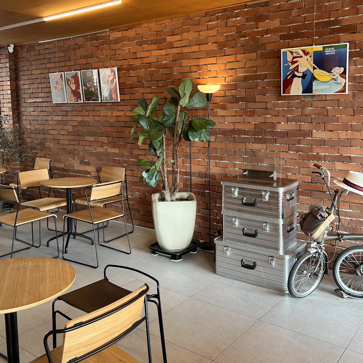 언벌스데이(UNBIRTHDAY)