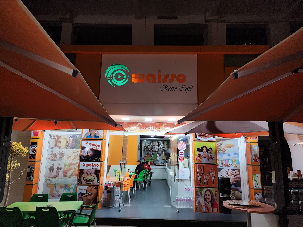 Owaisso Café Restau...pizza...panini...crepe...gateau..