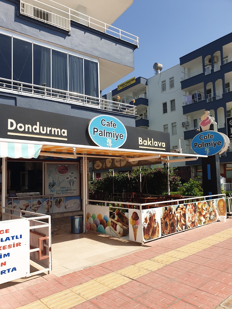 Cafe Palmiye dondurma ve seyahat acentası - 3