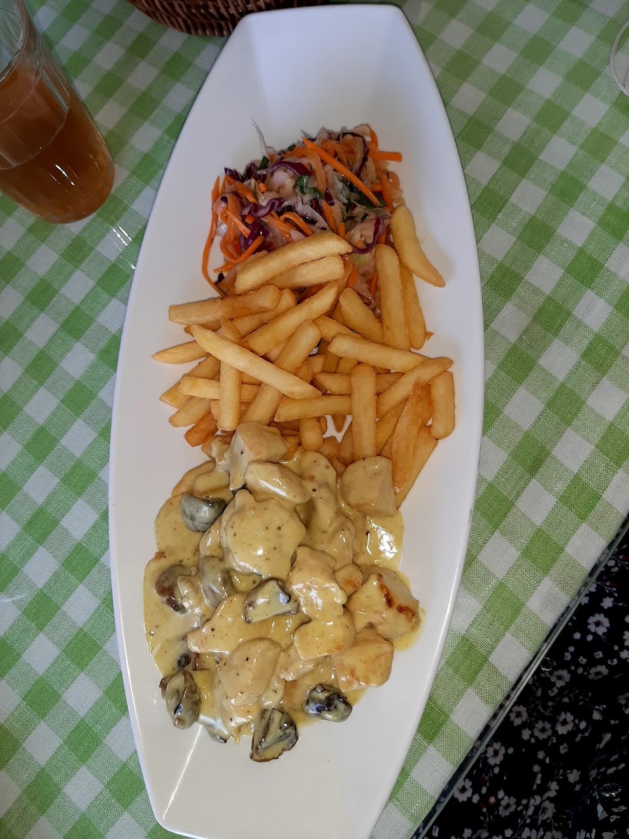 KOCHeRE Patisserie cafe halal - 6