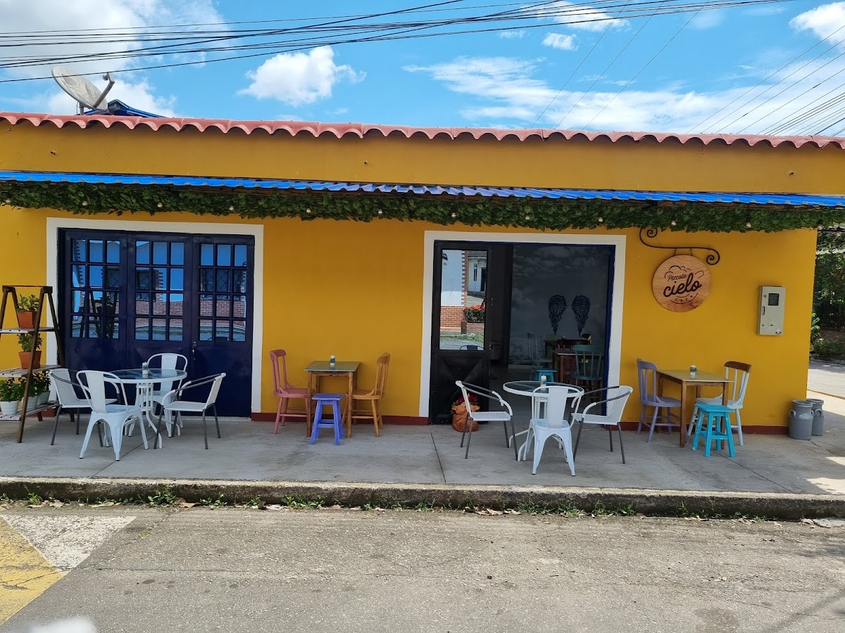 Piccolo Cielo Cafe