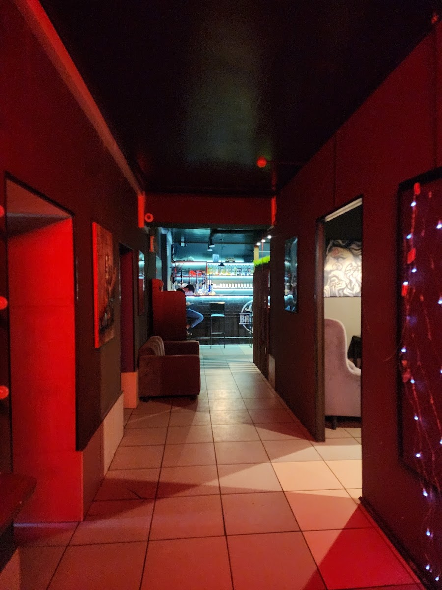 Brooklyn, lounge-cafe