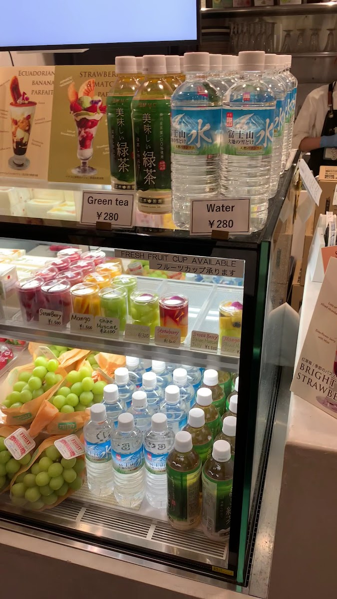 FRUIT PARLOR Mi’z - 2