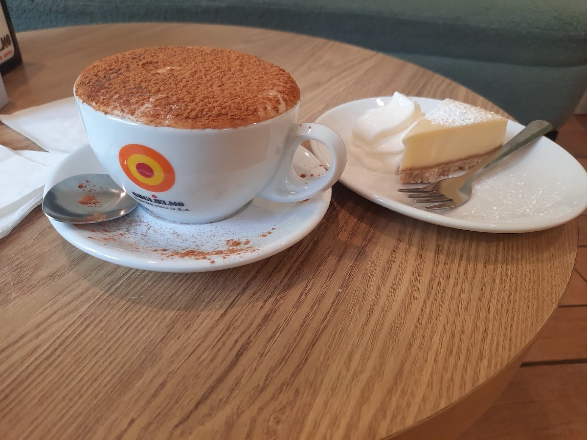 Caffe dello Sport Eastie - 4