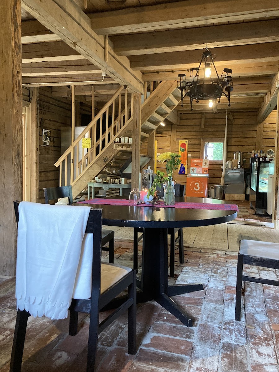 Vellikello Cafe and Art Gallery