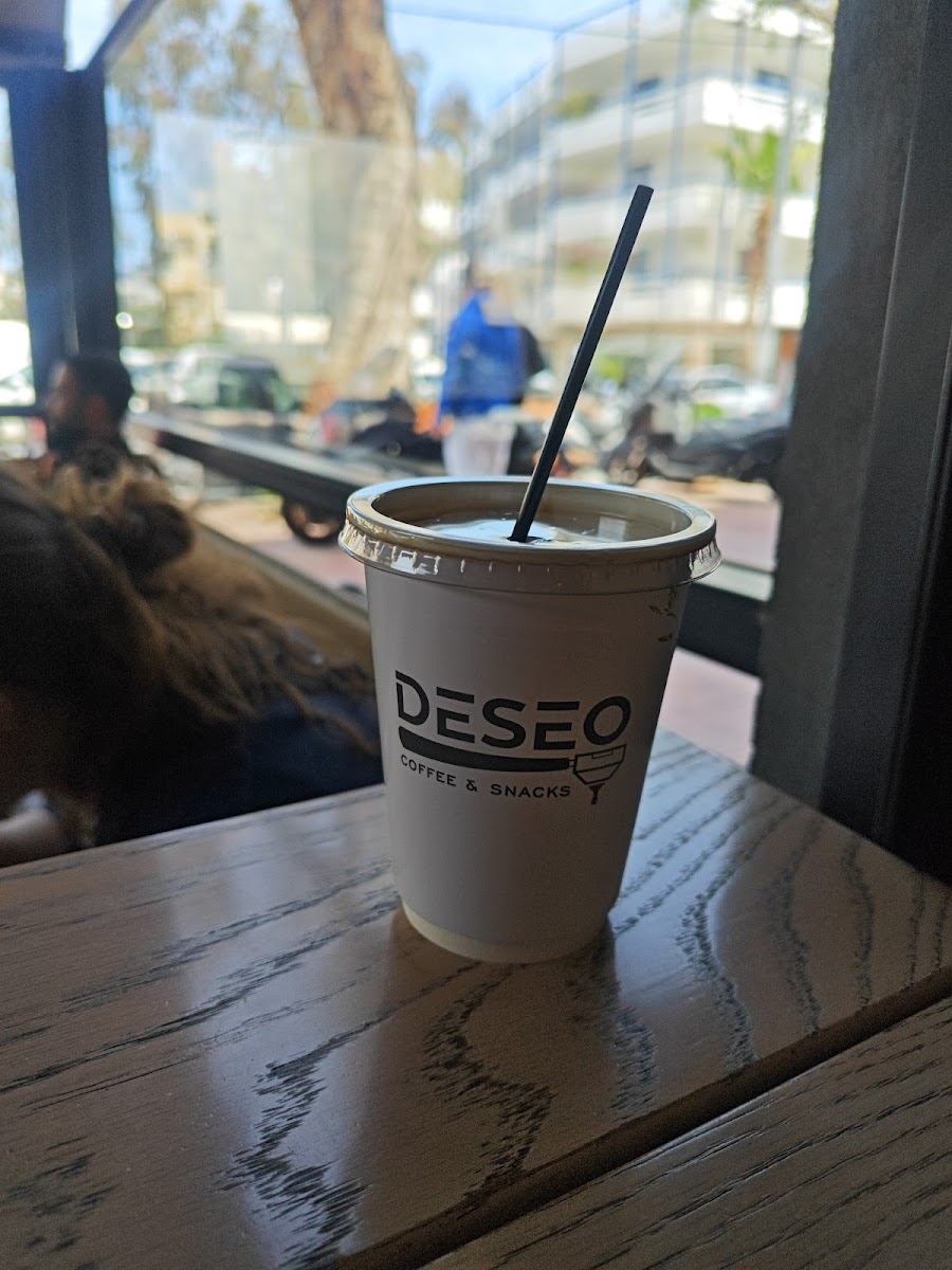 Deseo Coffee & Snack - 3