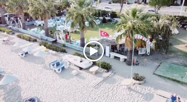 Dandik Cafe Beach - 2