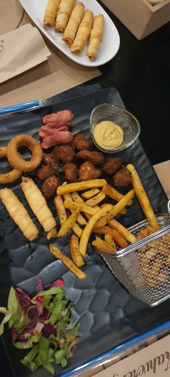 Kahve Rengi Cafe Ve Restoran - 4