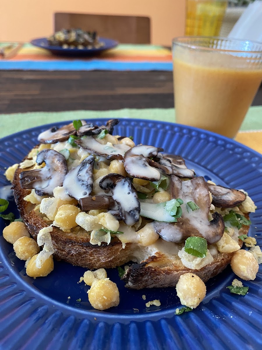 Café da Manhã Vegano com Carol Soares