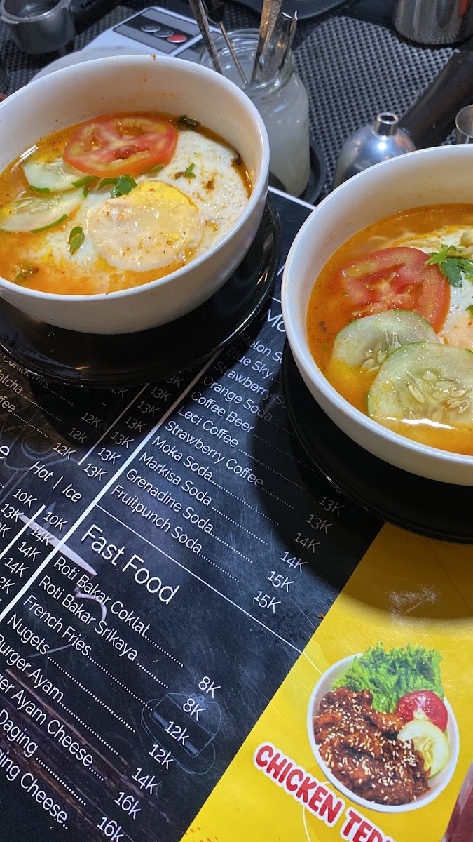 Om Bule Cafe & Resto - 7