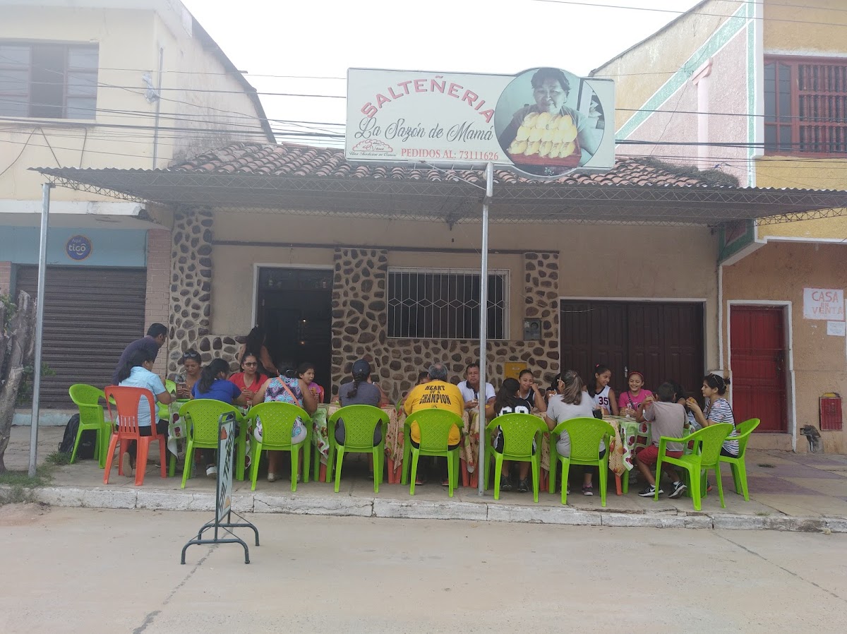 Salteñeria La Sazon De Mamá