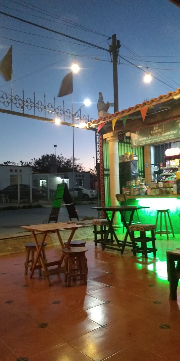 Chile Seco(Bar Frappés).