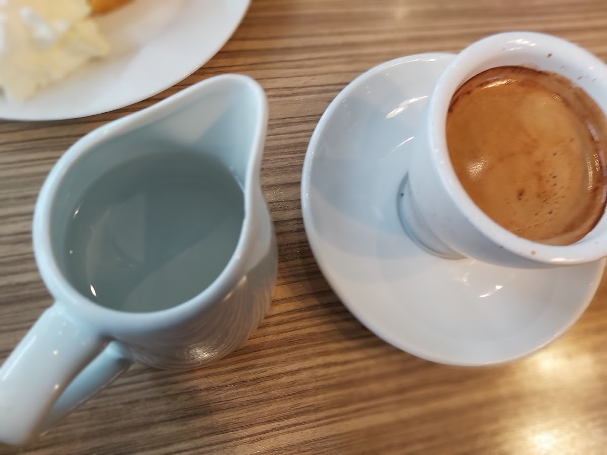 The Coffee Club Meadowlands Plaza - 10