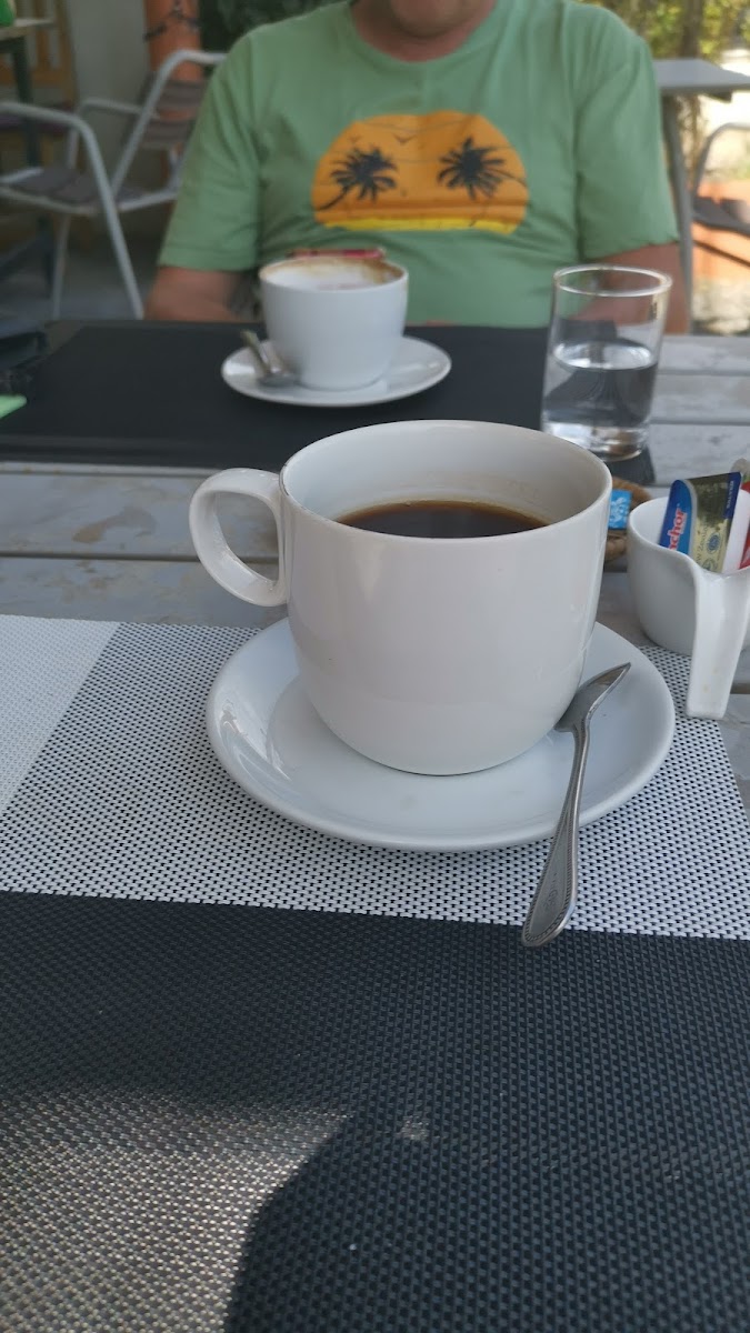 Mochaccino Kitchen - 7