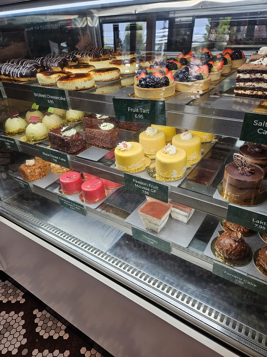 Doro Marketplace - Old Saybrook - 7