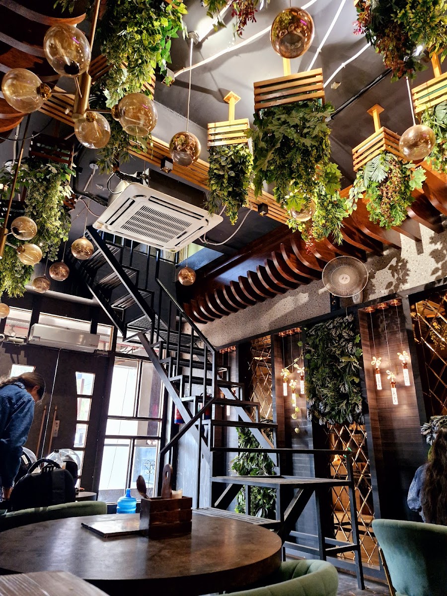 The Gopal Cafe & Restaurant - 4