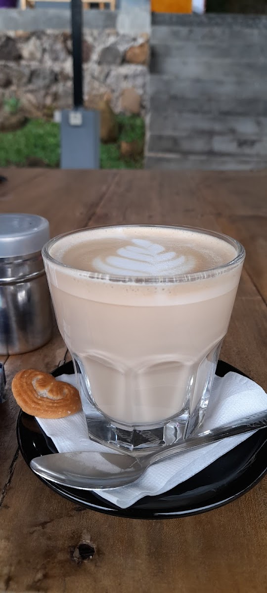 Omoji Cafe and Resto - 5