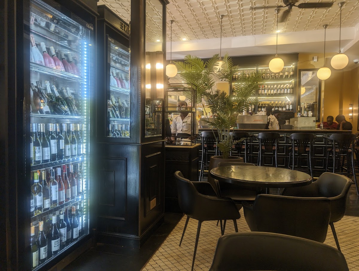 Cafesserie Village Mall - 3