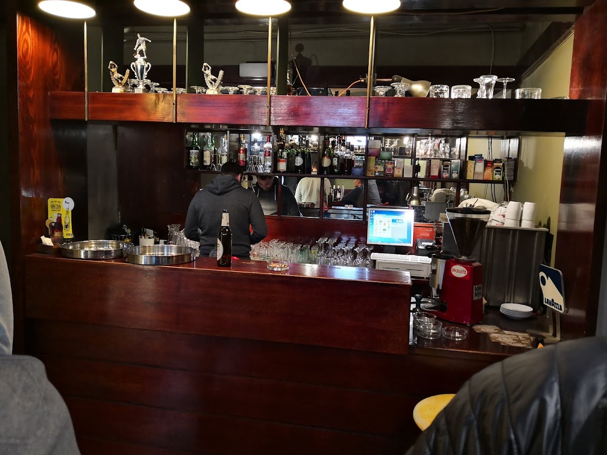 Caffe bar Aurora Gračani - 9