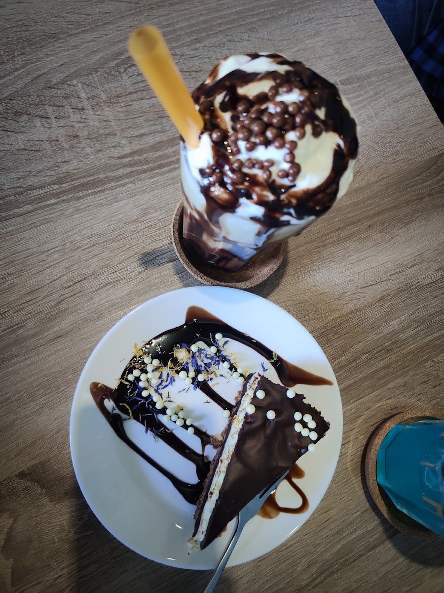 Cukiernia&Cafe Pod Burym Kotem - 8