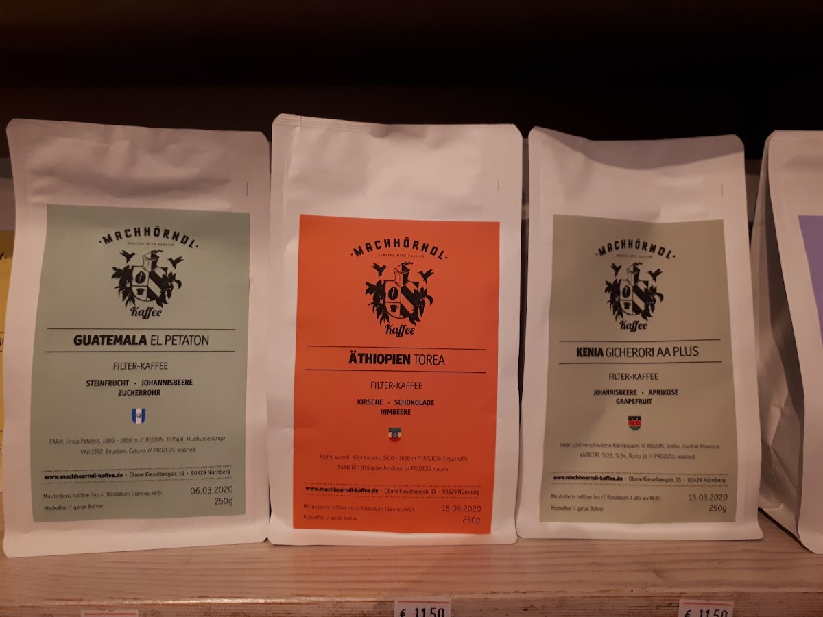 Avenir Ladencafé im Utopia - 7