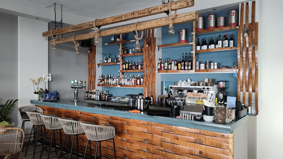 Antony's Coffee & Food