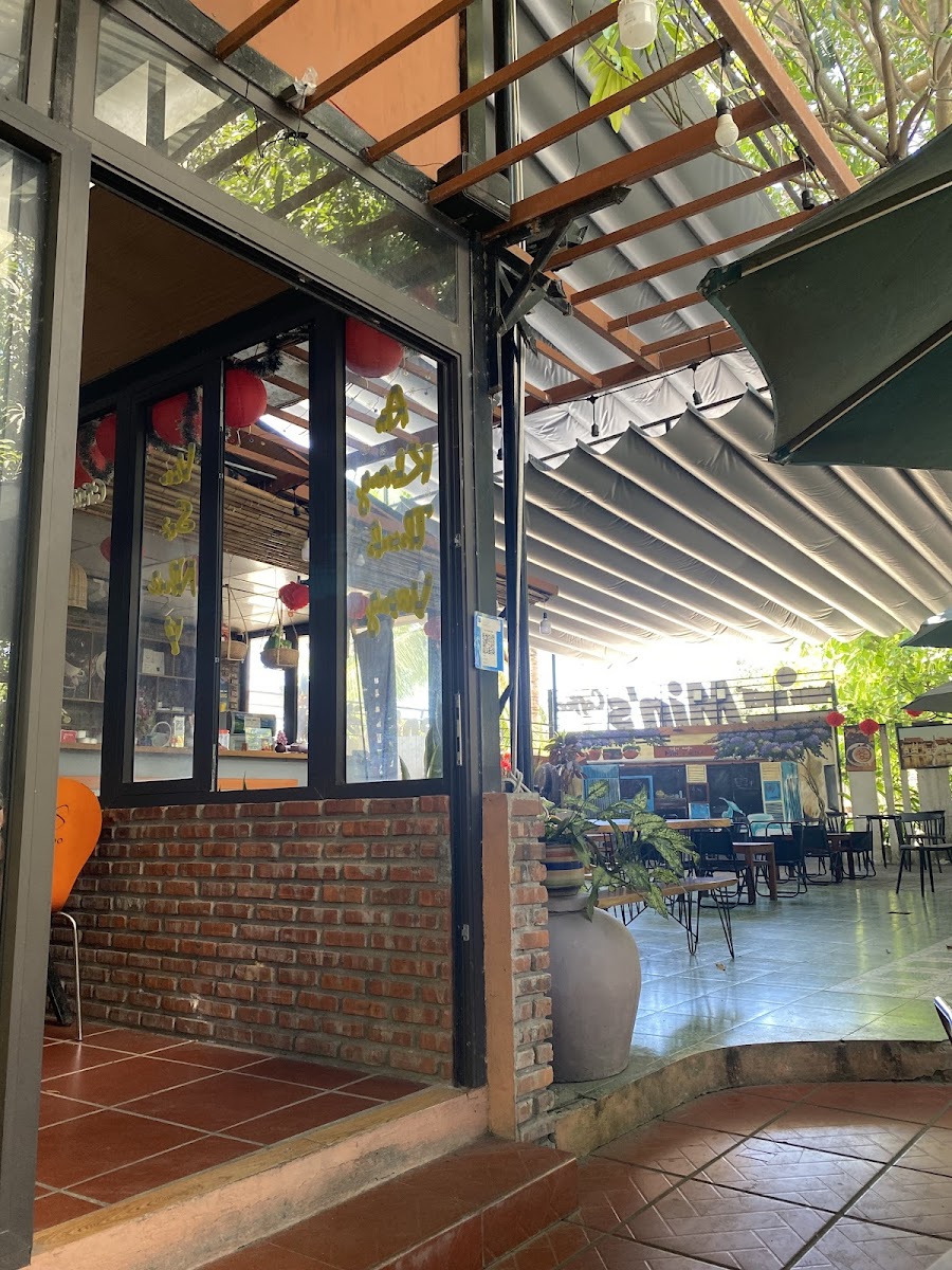 Min’s Coffee & Tea