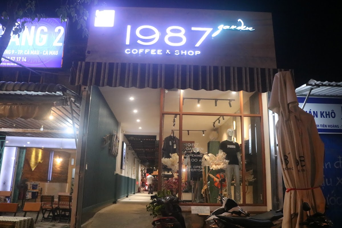 1987 Garden Coffee & Shop