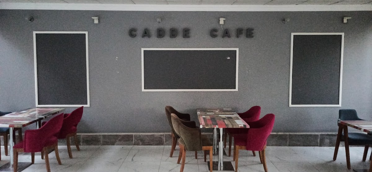 CADDE CAFE