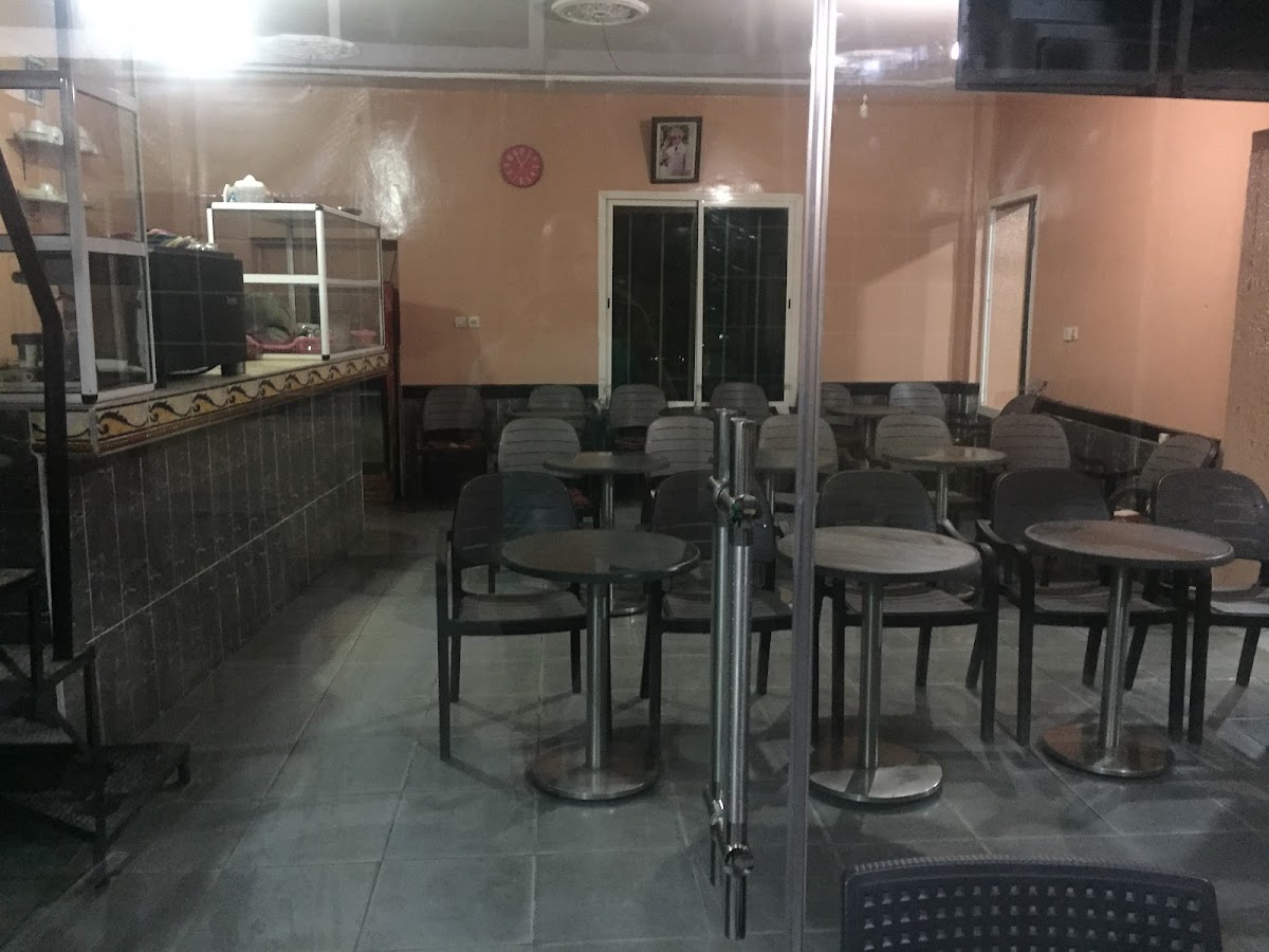 CAFE EL AKHAWAYNE مقهى الأخوين