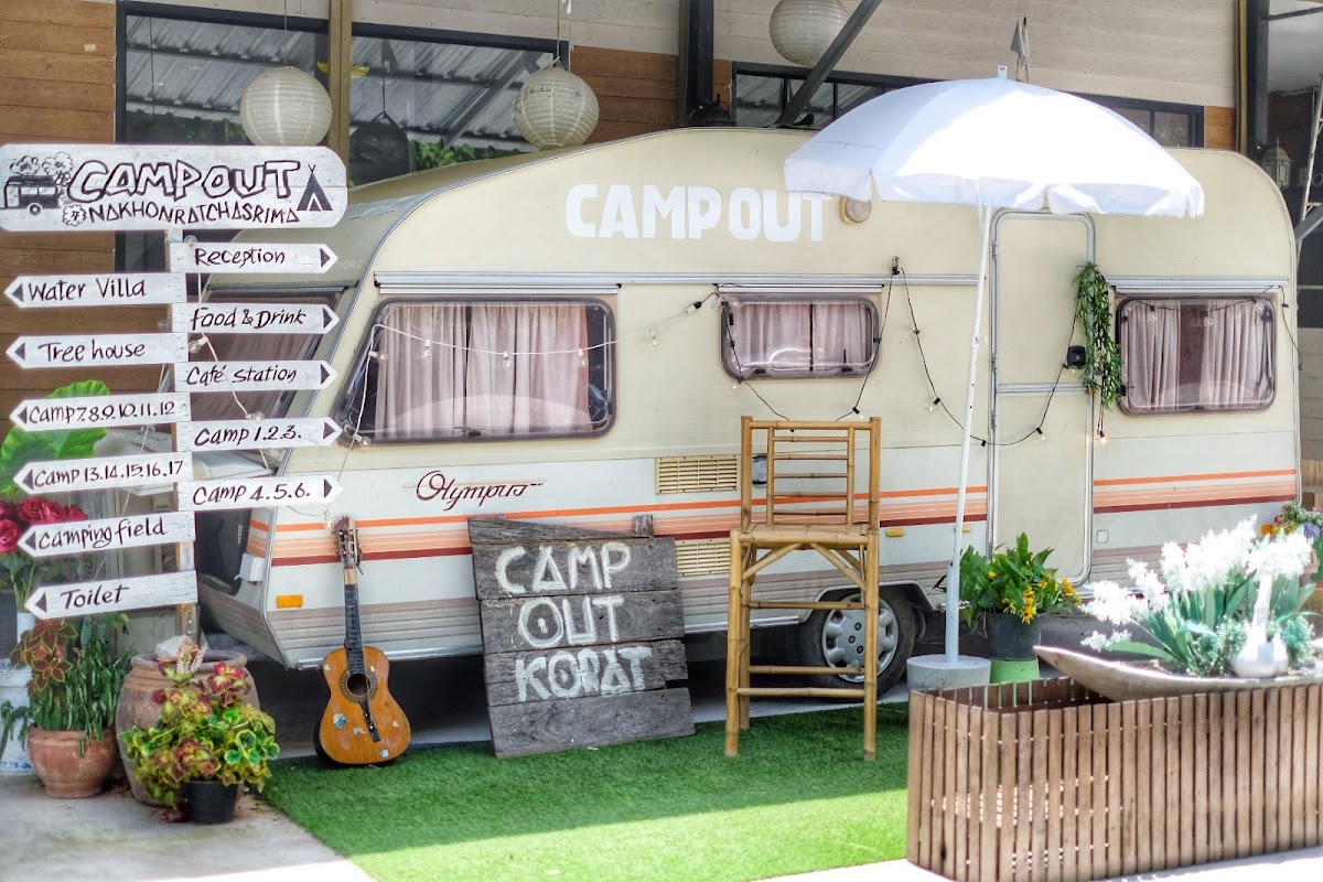 CAMP OUT CAFE