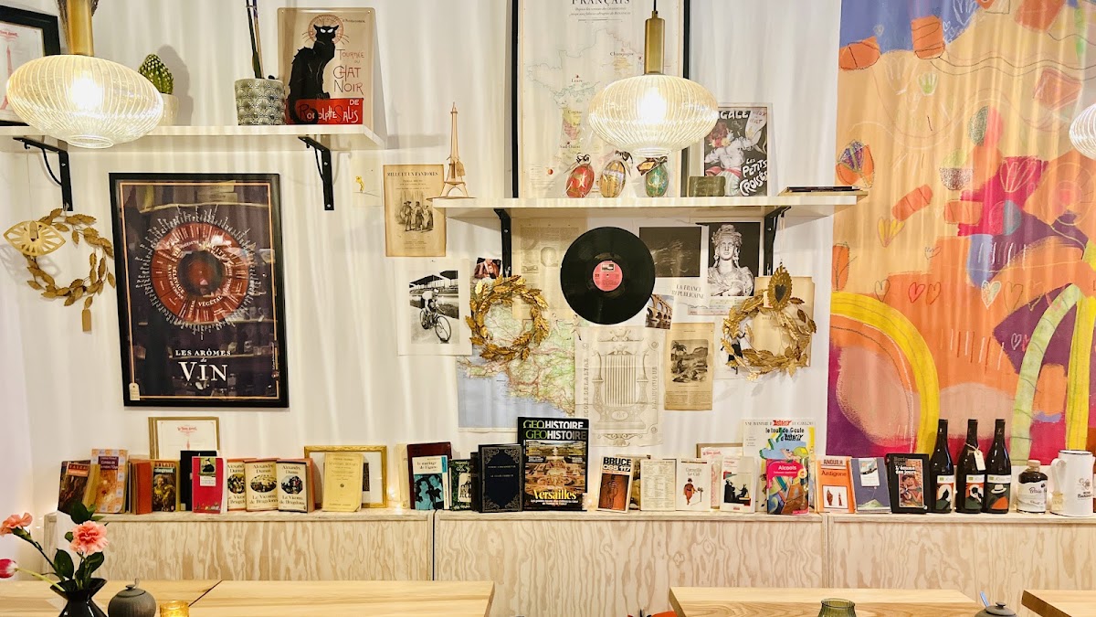 chez AMA Marche & Cafe