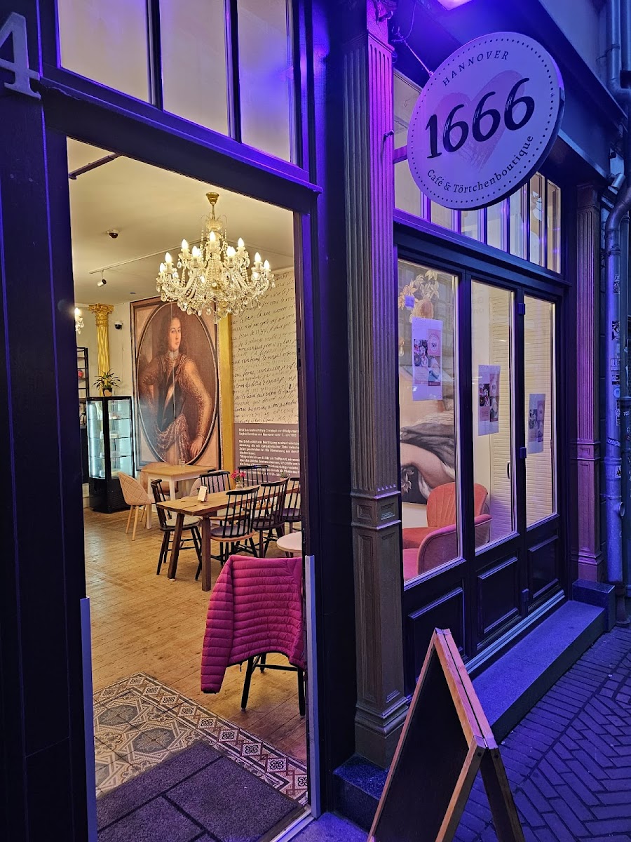 1666 - Cafe & Tortchenboutique