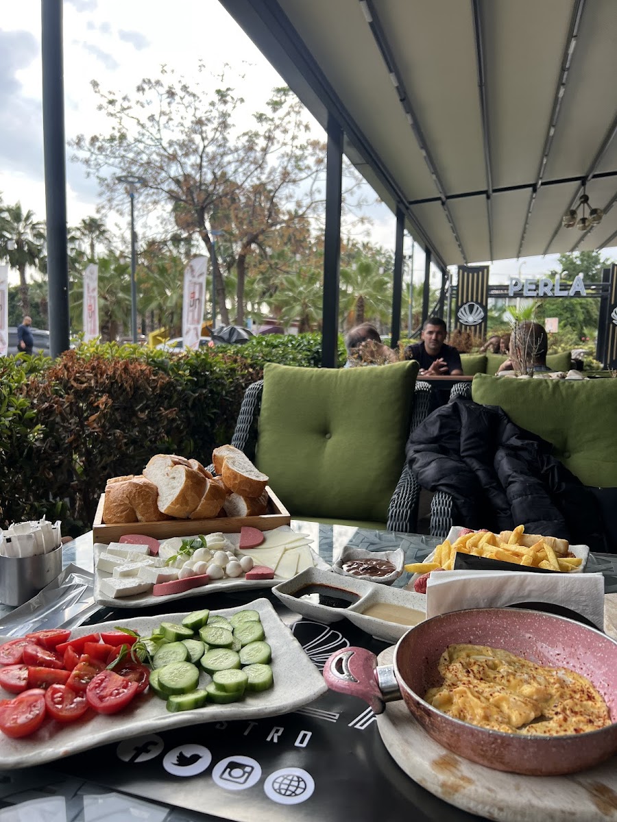 PERLA KAFE RESTORAN - 6